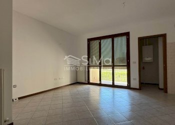 One-room apartment Cento - photo 2