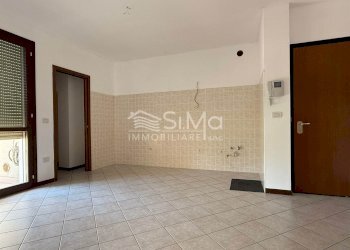 One-room apartment Cento - photo 3