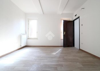 Trilocale Via Arrigona, San Giacomo delle Segnate - foto 1