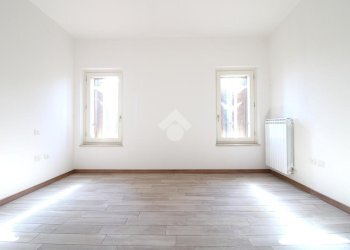 Trilocale Via Arrigona, San Giacomo delle Segnate - foto 9