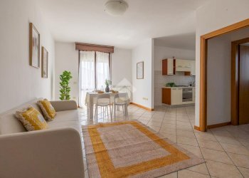 Three-room apartment Via Acquario, Cesenatico - photo 8