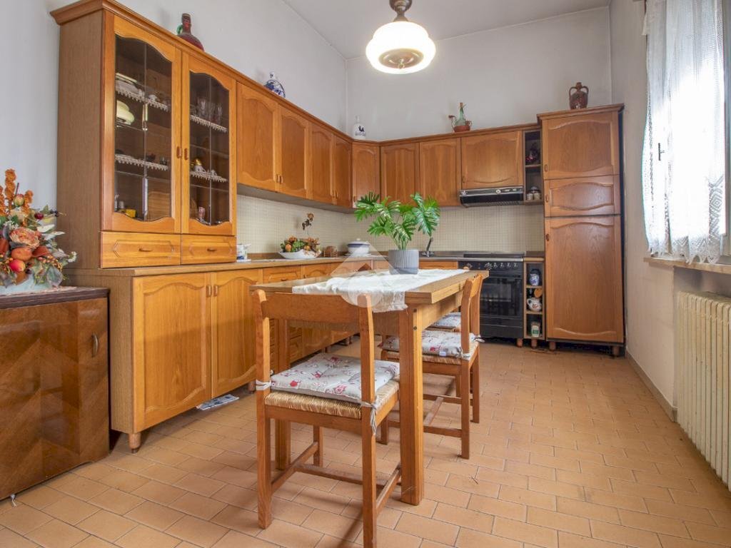 Villa a Schiera Via Zattoni, Ravenna (zona Castiglione di Ravenna) - foto 1