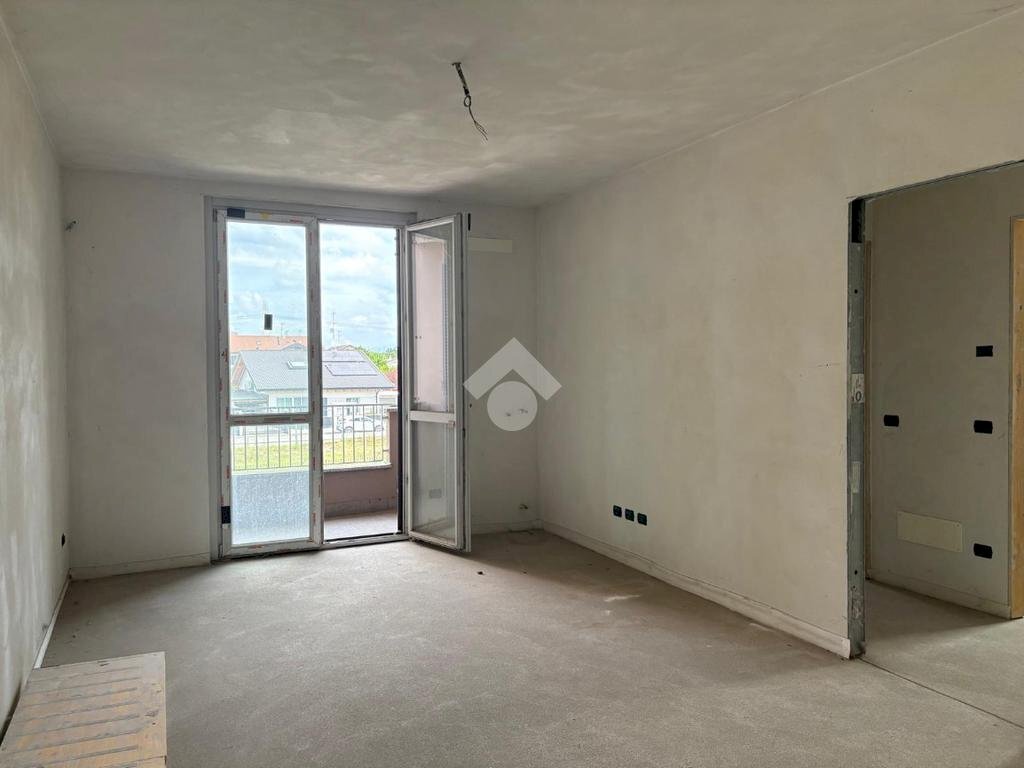Two-room apartment Via Giovanni Paolo II, Casorezzo - photo 2