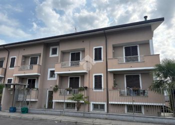 Two-room apartment Via Giovanni Paolo II, Casorezzo - photo 1