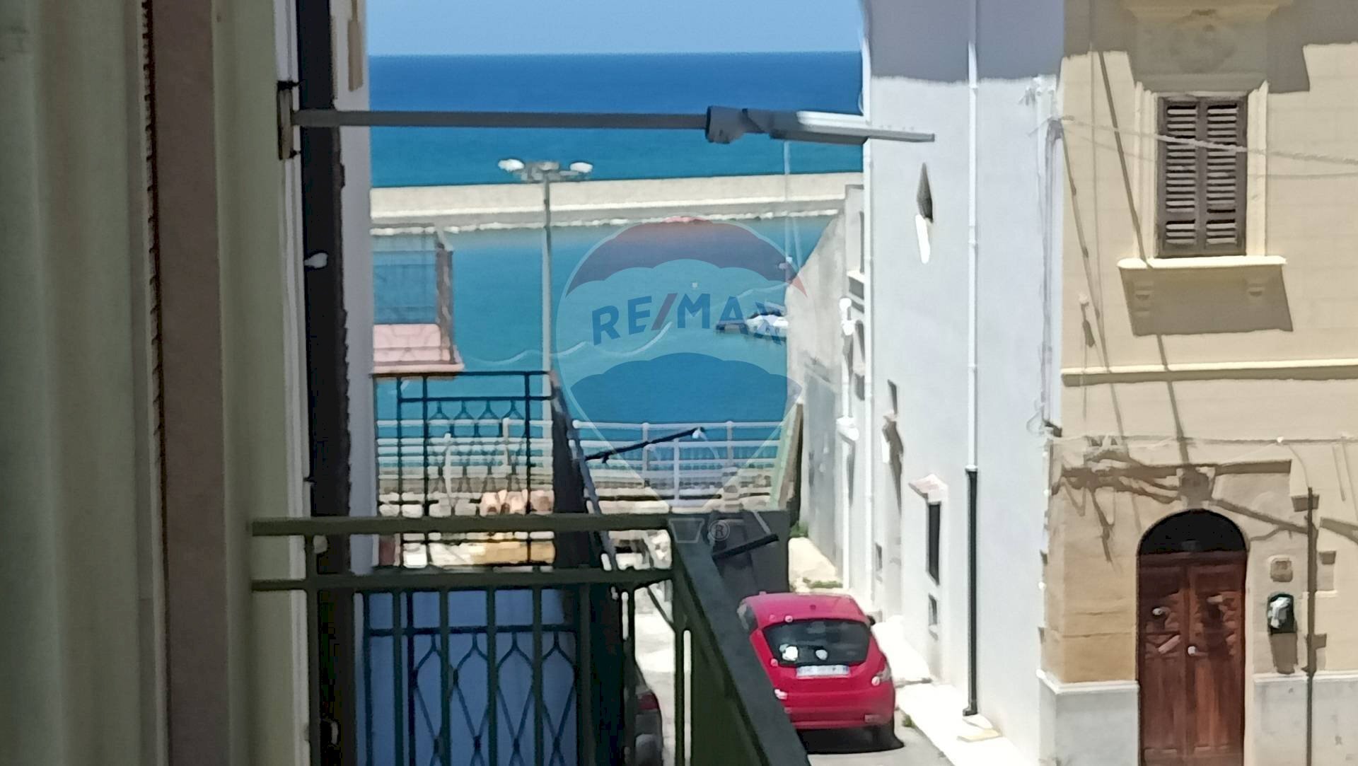 Balcone - Quadrilocale Via G. Garibaldi
 
10, Balestrate - foto 1