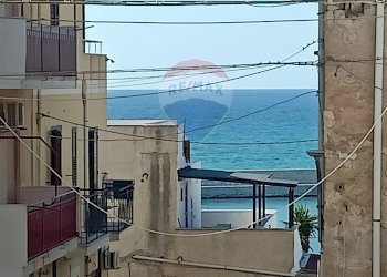 Edificio all\'aperto - Quadrilocale Via G. Garibaldi
 
10, Balestrate - foto 7