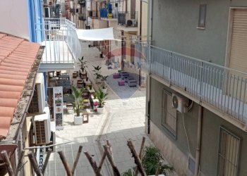 Terrazza - Quadrilocale Via G. Garibaldi
 
10, Balestrate - foto 16