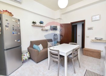 Sala da pranzo - Bilocale Via Mariannina Coffa Caruso
 
3, Catania - foto 1