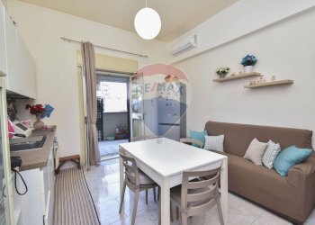 Sala da pranzo - Bilocale Via Mariannina Coffa Caruso
 
3, Catania - foto 3