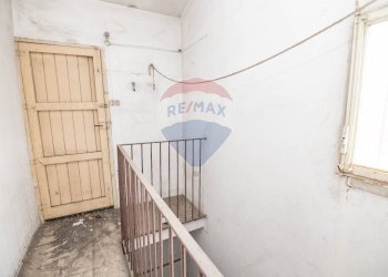 Scale - Casa indipendente via palermo
 
611, Catania - foto 31