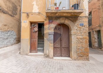 Edificio all\'aperto - Casa indipendente Via Guglia
 
57-61-63, Caltagirone - foto 28