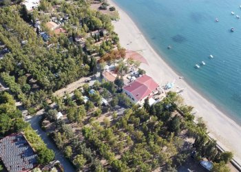 Vista dell\'acqua - Locale Commerciale Via del Sole, 17 Marinello
 
17, Patti - foto 5