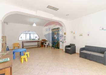 Soggiorno - Locale Commerciale Via del Sole, 17 Marinello
 
17, Patti - foto 53