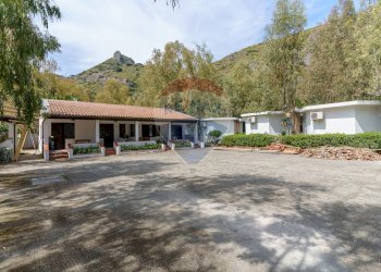 Casa all\'aperto - Locale Commerciale Via del Sole, 17 Marinello
 
17, Patti - foto 62