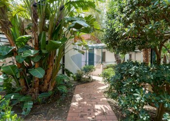 Giardino - Locale Commerciale Via del Sole, 17 Marinello
 
17, Patti - foto 69