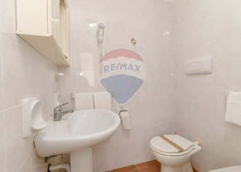 Bagno - Locale Commerciale Via del Sole, 17 Marinello
 
17, Patti - foto 92