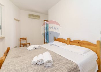 Camera / camera da letto - Locale Commerciale Via del Sole, 17 Marinello
 
17, Patti - foto 101