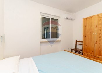 Camera / camera da letto - Locale Commerciale Via del Sole, 17 Marinello
 
17, Patti - foto 117