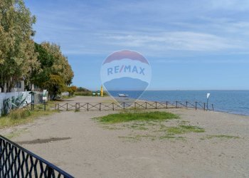 Vista dell\'acqua - Locale Commerciale Via del Sole, 17 Marinello
 
17, Patti - foto 124