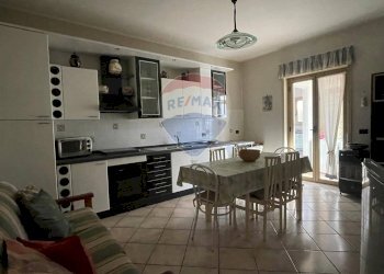 Cucina - Four-room apartment via Regina Margerita
 
14, Francavilla di Sicilia - photo 17