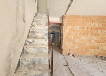 Scale - Independent house Via Giuseppe Mazzini
 
15/18, Calatabiano - photo 14