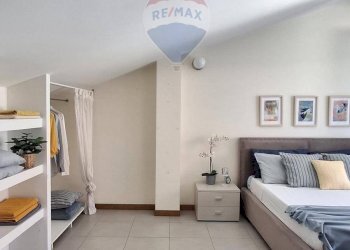 Camera / camera da letto - Bilocale Via Misterbianco
 
1, Catania - foto 19