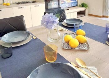 Sala da pranzo - Bilocale Via Misterbianco
 
1, Catania - foto 43