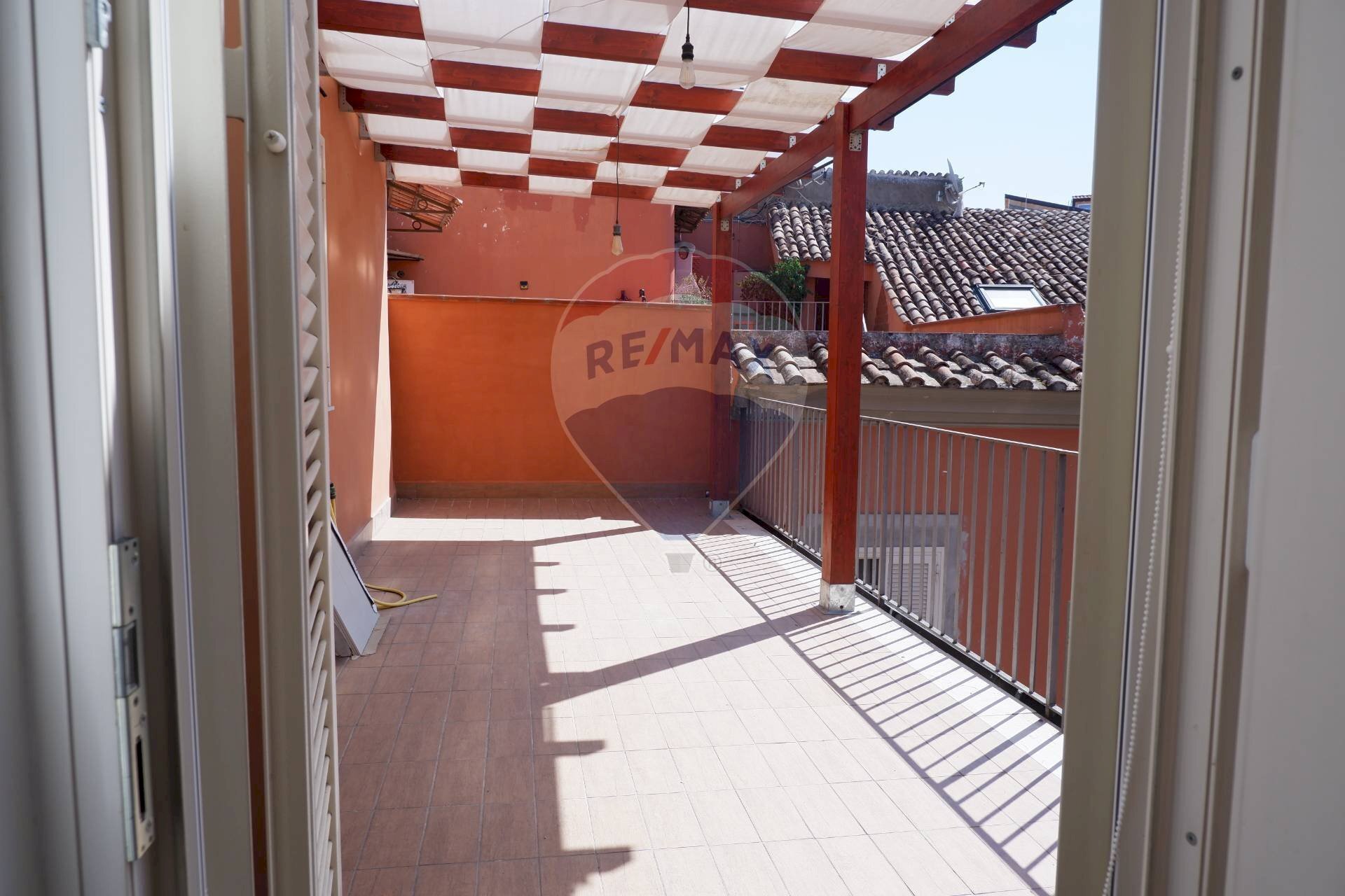 Terrazza - Villa Bifamiliare Via A.S. Mazzocchi
 
1, Caserta - foto 2