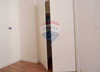 Camera matrimoniale - Villa Bifamiliare Via A.S. Mazzocchi
 
1, Caserta - foto 15