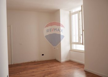 Camera matrimoniale - Villa Bifamiliare Via A.S. Mazzocchi
 
1, Caserta - foto 16