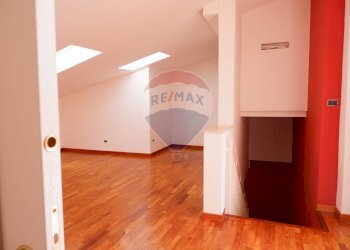 Salone - Villa Bifamiliare Via A.S. Mazzocchi
 
1, Caserta - foto 30