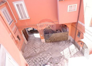 Corte - Villa Bifamiliare Via A.S. Mazzocchi
 
1, Caserta - foto 42