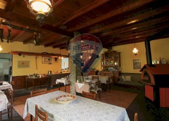 Sala da pranzo - Hotel borgata serremarchetto
 
1, Pinasca - foto 6