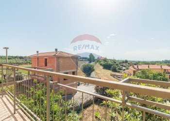 Balcone - Trilocale Via Venezia
 
24, Canino - foto 17
