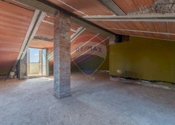 Stanza vuota - Trilocale Via Venezia
 
24, Canino - foto 34