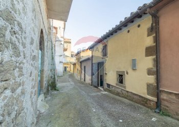 Edificio all\'aperto - Bilocale Ischia di Castro - foto 2