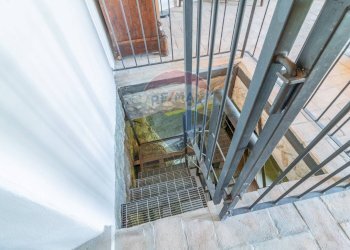 Scale - Bilocale Ischia di Castro - foto 15