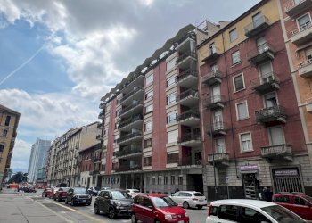 Edificio - Casa semi indipendente Via Enrico Cialdini
 
23, Torino - foto 15