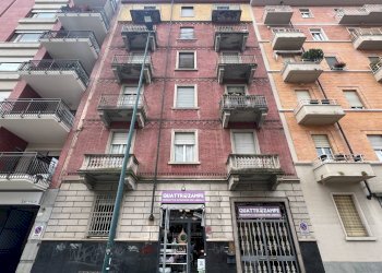 Edificio - Casa semi indipendente Via Enrico Cialdini
 
23, Torino - foto 1