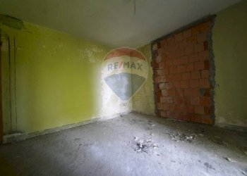 Stanza vuota - Rustico strada Citerna
 
59, Valenza - foto 12