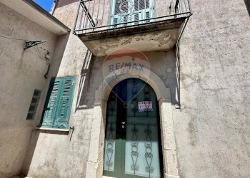 Edificio all\'aperto - Appartamento San Nicola de Franchis
 
12, Montefusco - foto 9