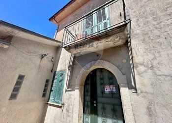 Edificio all\'aperto - Appartamento San Nicola de Franchis
 
12, Montefusco - foto 10