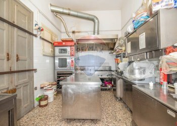 Cucina - Cafeteria - Cold Bar Piazza San Giuseppe
 
4, Mazzarrone - photo 9