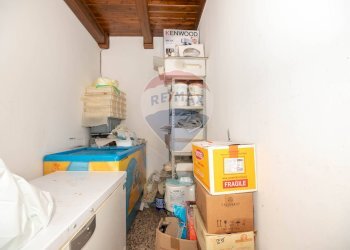 Lavanderia - Cafeteria - Cold Bar Piazza San Giuseppe
 
4, Mazzarrone - photo 13