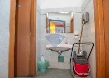 Bagno - Cafeteria - Cold Bar Piazza San Giuseppe
 
4, Mazzarrone - photo 18