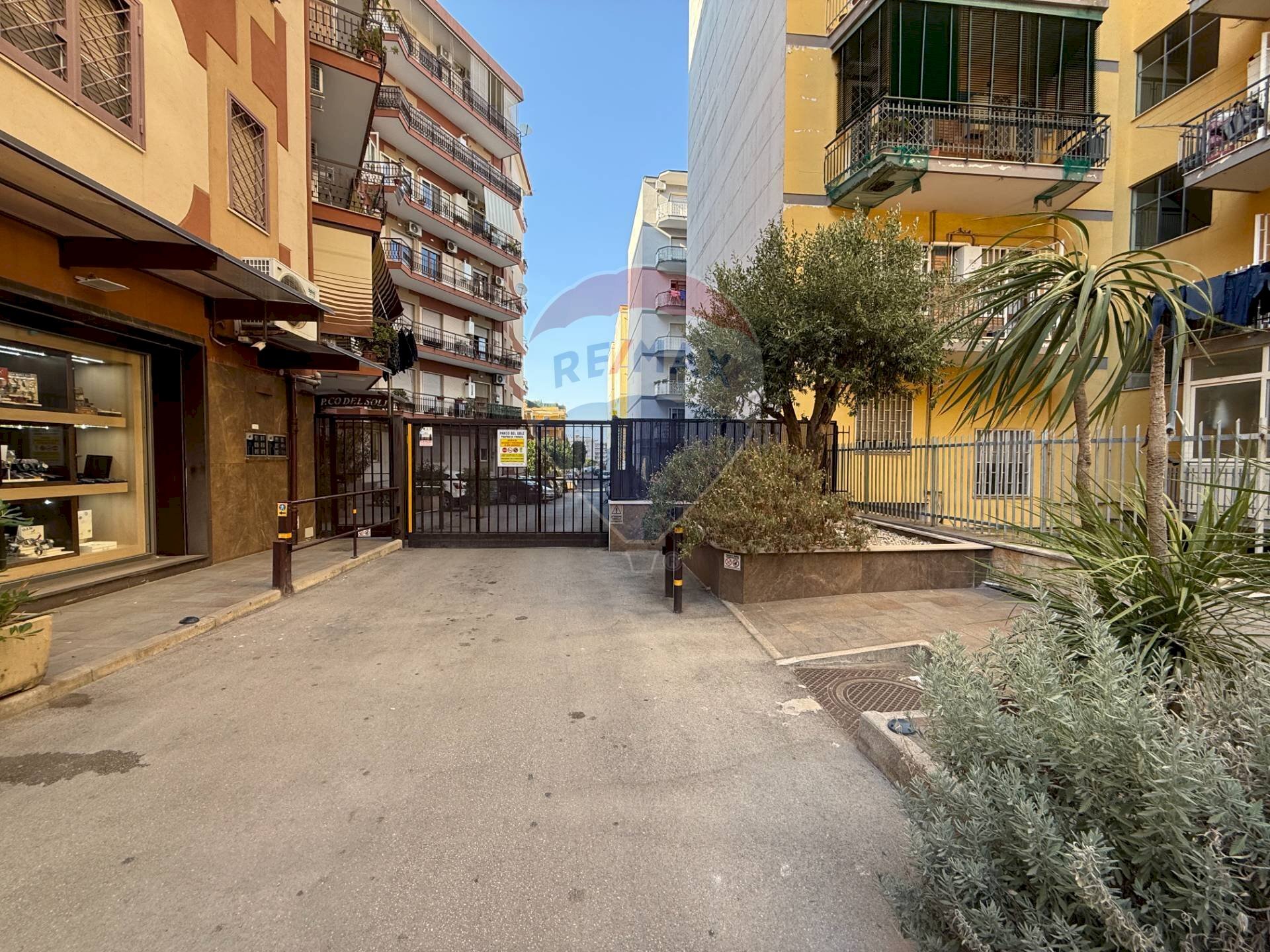 Edificio all\'aperto - Box VIA GARIGLIANO
 
14, Marano di Napoli - foto 3