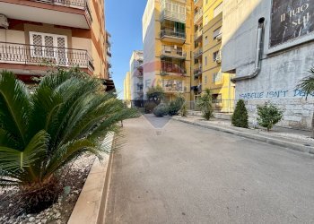 Edificio all\'aperto - Box VIA GARIGLIANO
 
14, Marano di Napoli - foto 5