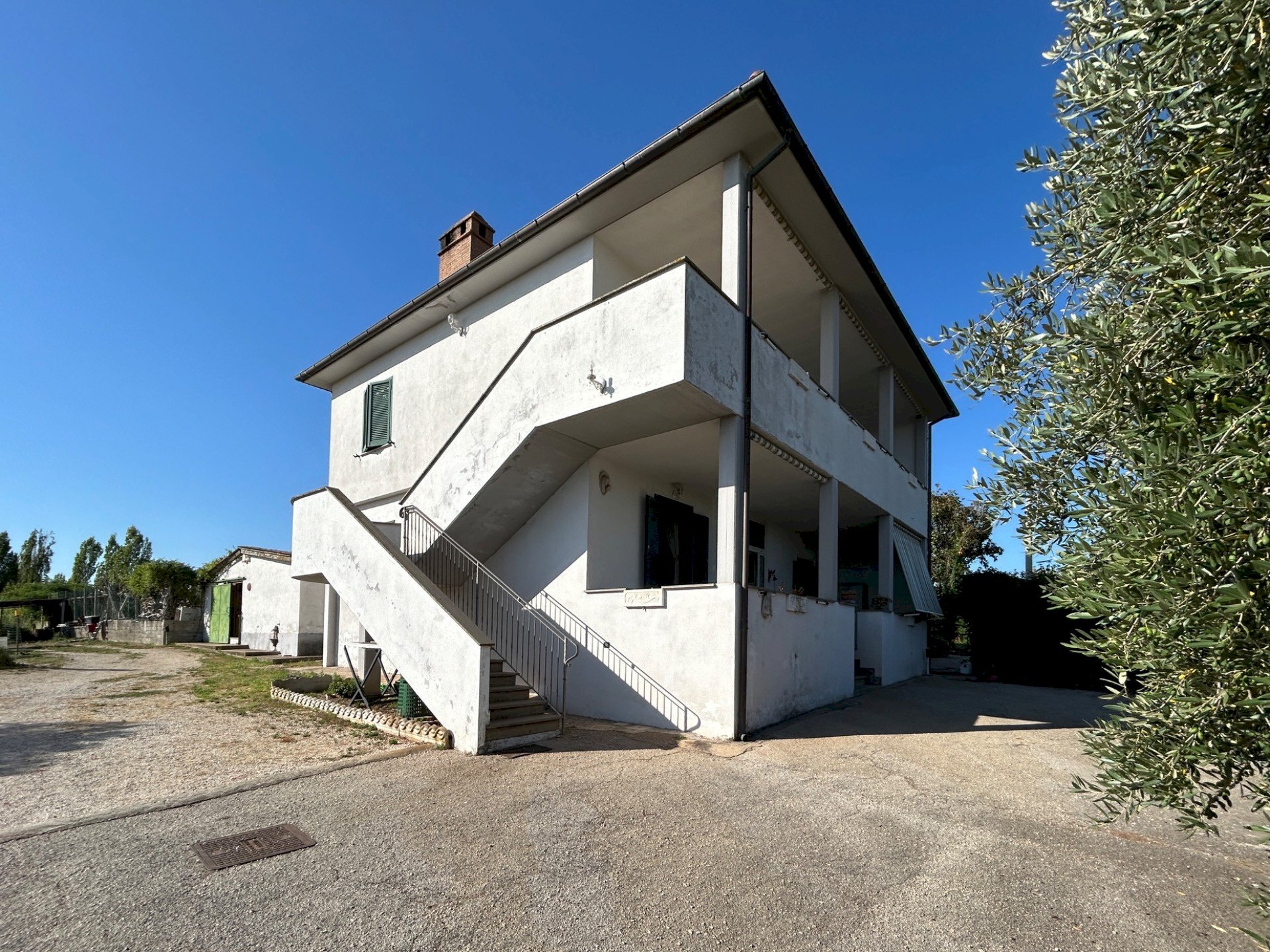 Casa all\'aperto - Villa Via Dei Rutuli, Aprilia - foto 1