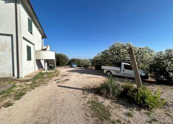 Casa all\'aperto - Villa Via Dei Rutuli, Aprilia - foto 3