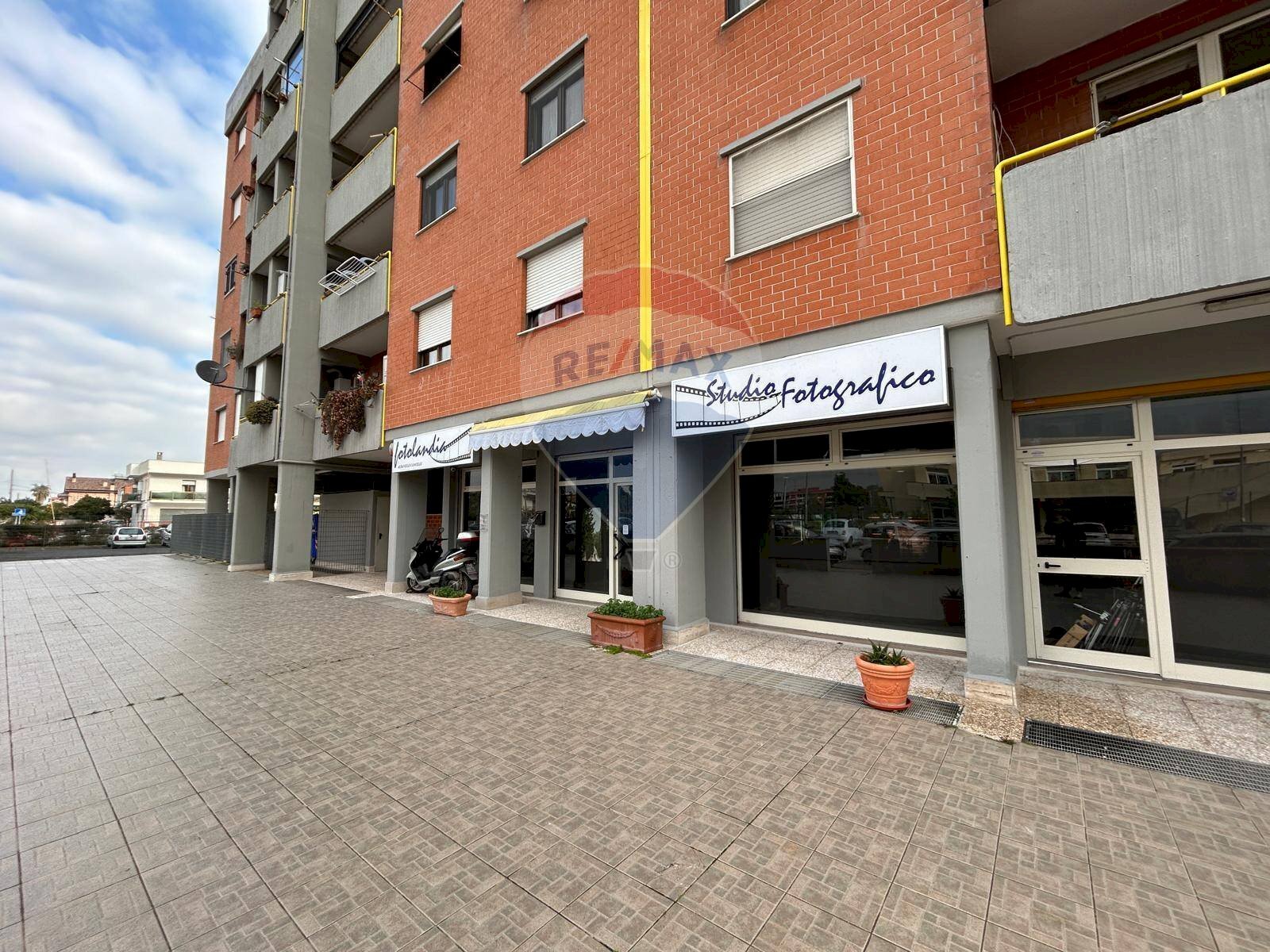 Foto 1 - Commercial Premises amburgo, Aprilia - photo 1